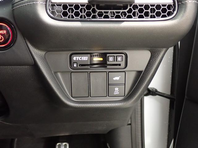 ZR-V e:HEV Z 全方位カメラ・BOSEサウンド・パワーゲート・フルセグ・パワーシート・シートヒーター・ワイヤレス充電・ホンダセンシング・障害物センサー・LED・純正AW・純正ナビ・Bluetooth・ETC・ドラレコ(19枚目)