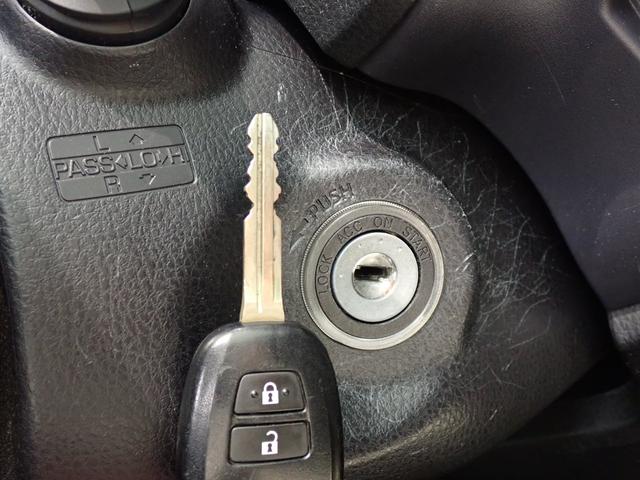 ノア Ｘ　Ｖパッケージ　社外メモリーナビ・両側スライドドア・ＥＴＣ・Ｂｌｕｅｔｏｏｔｈ・ダブルオートエアコン・電動ドアミラー・ドライブレコーダー（13枚目）