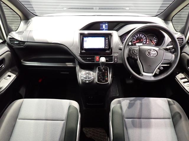 ヴォクシー X 片側電動スライドドア・純正SDナビ・バックカメラ・ワンセグTV・Bluetooth・CD再生・LEDヘッドライト(14枚目)