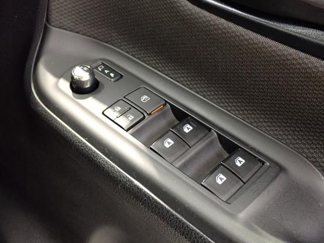 ヴォクシー X 片側電動スライドドア・純正SDナビ・バックカメラ・ワンセグTV・Bluetooth・CD再生・LEDヘッドライト(23枚目)