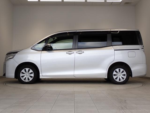 ヴォクシー X 片側電動スライドドア・純正SDナビ・バックカメラ・ワンセグTV・Bluetooth・CD再生・LEDヘッドライト(35枚目)