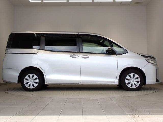 ヴォクシー X 片側電動スライドドア・純正SDナビ・バックカメラ・ワンセグTV・Bluetooth・CD再生・LEDヘッドライト(36枚目)