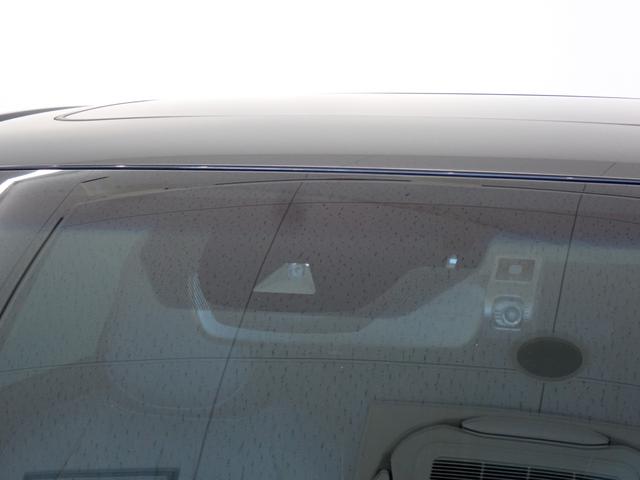 サンルーフ・本革シート・全方位・パワーシート・シートヒーター／エアコン・純正ＡＷ・純正ナビ・フルセグ・ＣＤ／ＤＶＤ・Ｂｌｕｅｔｏｏｔｈ・ＥＴＣ２．０・ドラレコ・トヨタセーフティセンス・障害物センサー