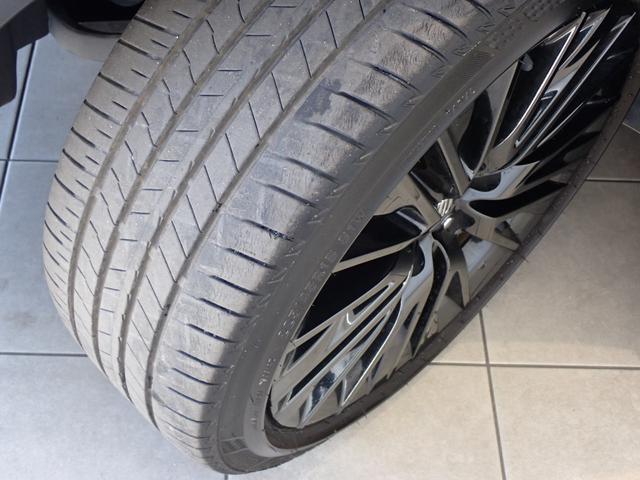 サンルーフ・本革シート・全方位・パワーシート・シートヒーター／エアコン・純正ＡＷ・純正ナビ・フルセグ・ＣＤ／ＤＶＤ・Ｂｌｕｅｔｏｏｔｈ・ＥＴＣ２．０・ドラレコ・トヨタセーフティセンス・障害物センサー