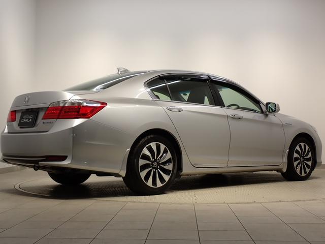 アコードハイブリッド ＥＸ　ホンダセンシング・純正ナビ・パワーシート・ＬＥＤヘッドライト・スマートキー・純正ＡＷ・バックカメラ・ワンセグＴＶ・Ｂｌｕｅｔｏｏｔｈ・ＥＴＣ・ドライブレコーダー（8枚目）