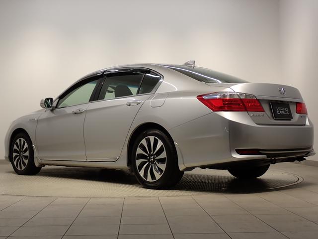 アコードハイブリッド ＥＸ　ホンダセンシング・純正ナビ・パワーシート・ＬＥＤヘッドライト・スマートキー・純正ＡＷ・バックカメラ・ワンセグＴＶ・Ｂｌｕｅｔｏｏｔｈ・ＥＴＣ・ドライブレコーダー（11枚目）