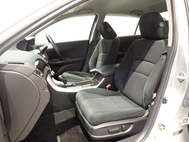 アコードハイブリッド ＥＸ　ホンダセンシング・純正ナビ・パワーシート・ＬＥＤヘッドライト・スマートキー・純正ＡＷ・バックカメラ・ワンセグＴＶ・Ｂｌｕｅｔｏｏｔｈ・ＥＴＣ・ドライブレコーダー（31枚目）