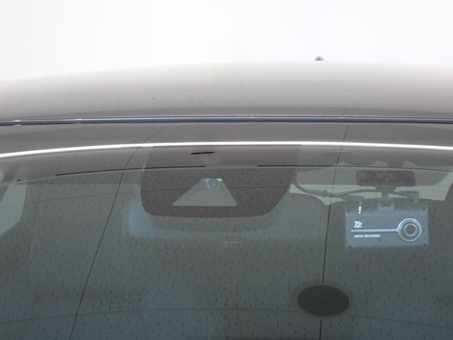 カローラスポーツ ハイブリッドＧ　純正９インチナビ・ＣＤ／ＤＶＤ再生・ＬＥＤヘッドライト・トヨタセーフティセンス・障害物センサー・スマートキー・純正ＡＷ・バックカメラ・Ｂｌｕｅｔｏｏｔｈ・ＥＴＣ・ドラレコ（12枚目）