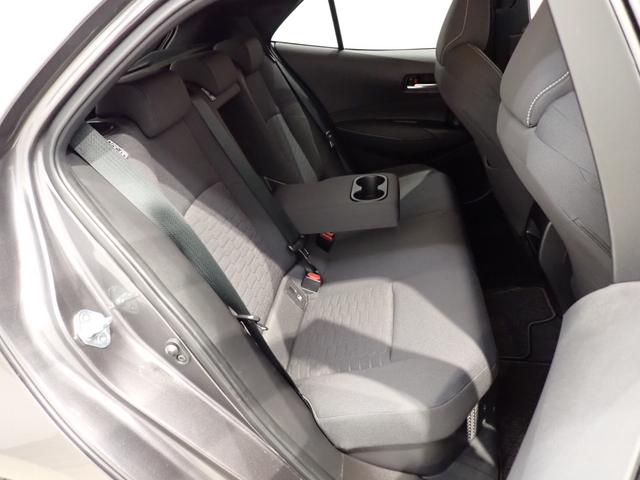 カローラスポーツ ハイブリッドＧ　純正９インチナビ・ＣＤ／ＤＶＤ再生・ＬＥＤヘッドライト・トヨタセーフティセンス・障害物センサー・スマートキー・純正ＡＷ・バックカメラ・Ｂｌｕｅｔｏｏｔｈ・ＥＴＣ・ドラレコ（31枚目）