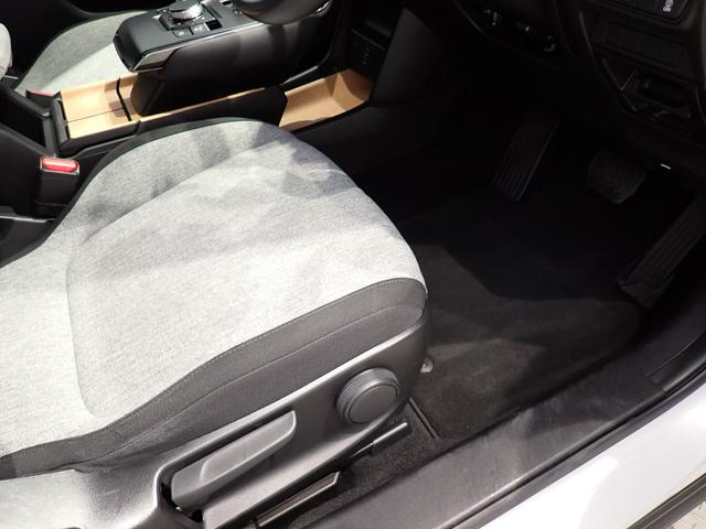 ＭＸ－３０ ベースグレード　ベーシックｐｋｇ・マツダコネクトナビ・障害物センサー・ＬＥＤヘッドライト・スマートキー・純正ＡＷ・バックカメラ・フルセグＴＶ・Ｂｌｕｅｔｏｏｔｈ・ＥＴＣ（28枚目）