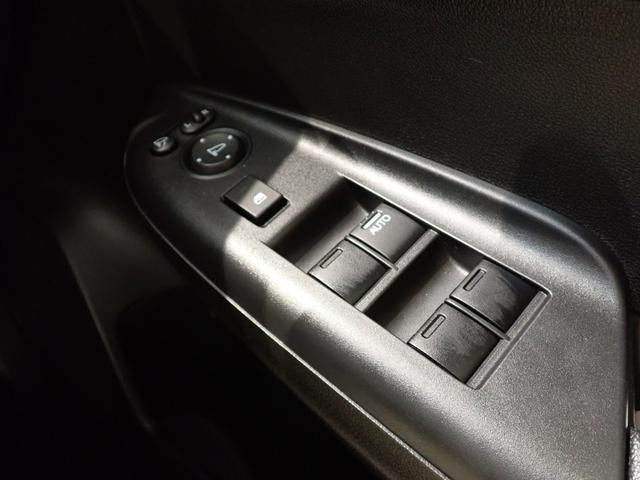 シャトル ハイブリッドＸ　社外メモリーナビ・バックカメラ・フルセグ・ハーフレザー・ホンダセンシング・スマートキー・ＣＤ／ＤＶＤ・Ｂｌｕｅｔｏｏｔｈ・ＥＴＣ・ドラレコ（23枚目）