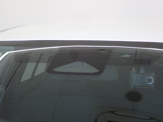 カローラ ハイブリッド G 純正8インチDA・フルセグTV・AC100V・ETC・トヨタセーフティセンス・障害物センサー・LEDヘッドライト・スマートキー・バックカメラ・Bluetooth・ドライブレコーダー(11枚目)