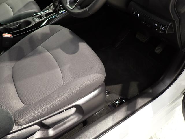 カローラ ハイブリッド G 純正8インチDA・フルセグTV・AC100V・ETC・トヨタセーフティセンス・障害物センサー・LEDヘッドライト・スマートキー・バックカメラ・Bluetooth・ドライブレコーダー(26枚目)