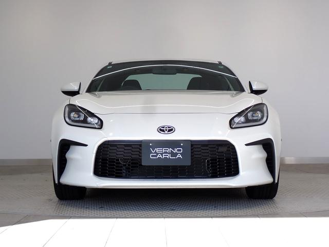 GR86 SZ 6MT・純正ナビ・フルセグ・DVD・アイサイト・障害物センサー・LED・スマートキー・純正AW・Bluetooth・ETC・ドライブレコーダー(9枚目)