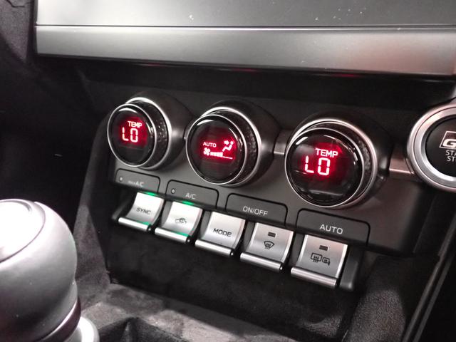 GR86 SZ 6MT・純正ナビ・フルセグ・DVD・アイサイト・障害物センサー・LED・スマートキー・純正AW・Bluetooth・ETC・ドライブレコーダー(18枚目)