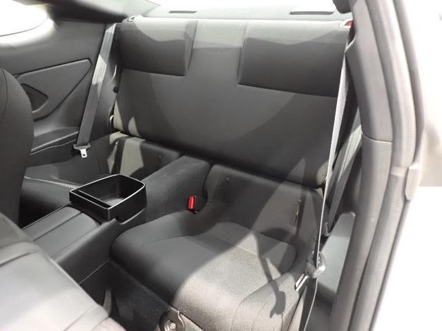 GR86 SZ 6MT・純正ナビ・フルセグ・DVD・アイサイト・障害物センサー・LED・スマートキー・純正AW・Bluetooth・ETC・ドライブレコーダー(30枚目)