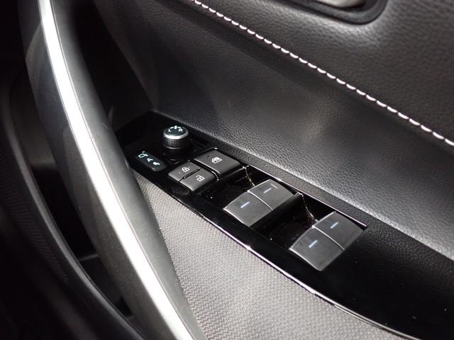 カローラ ハイブリッド　Ｇ　純正ＤＡ・障害物センサー・フルセグＴＶ・ＢＳＭ・トヨタセーフティセンス・ＬＥＤヘッドライト・スマートキー・バックカメラ・ＥＴＣ・ドライブレコーダー（23枚目）