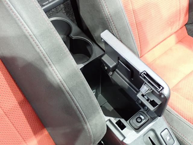 コペン セロ S RECAROシート・シートヒーター・LEDヘッドライト・バックカメラ・MOMO製本革巻ステアリングホイール・スマートキー・純正AW・社外ナビ・CD・Bluetooth・ETC・ドライブレコーダー(23枚目)