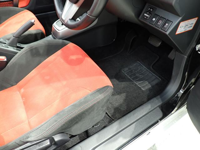 コペン セロ S RECAROシート・シートヒーター・LEDヘッドライト・バックカメラ・MOMO製本革巻ステアリングホイール・スマートキー・純正AW・社外ナビ・CD・Bluetooth・ETC・ドライブレコーダー(29枚目)