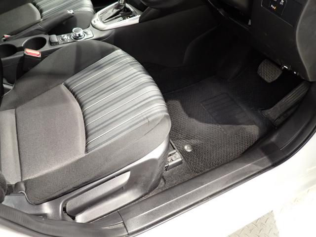 MAZDA2 15C マツダコネクトpkg・ユーティリティpkg・障害物センサー・LEDヘッドライト・スマートキー・バックカメラ・Bluetooth・ETC・ドライブレコーダー(27枚目)