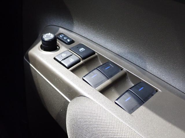 シエンタ ハイブリッドG 純正10.5インチナビ・シートヒーター・ステアリングヒーター・両側電動スライドドア・障害物センサー・トヨタセーフティS・LEDヘッドライト・スマートキー・バックカメラ・フルセグTV・ETC・ドラレコ(27枚目)