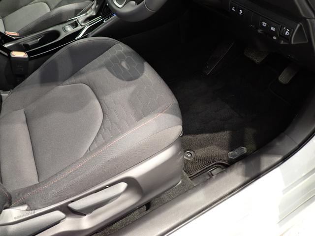 カローラスポーツ ハイブリッドＧ　Ｚ　モデリスタエアロ（Ｆ・Ｓ・Ｒ）・純正１０．５インチＤＡ・フルセグ・シートヒーター・トヨタセーフティＳ・障害物センサー・ＬＥＤヘッドライト・スマートキー・純正ＡＷ・Ｂｌｕｅｔｏｏｔｈ・ＥＴＣ・ドラレコ（28枚目）