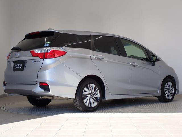 シャトル ハイブリッド ホンダセンシング 7インチナビ・バックカメラ・ETC・衝突軽減ブレーキ・ホンダセンシング・スマートキー・CD再生・Bluetooth(8枚目)