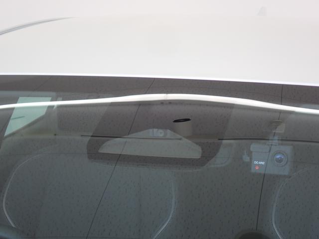 プリウス G 純正8インチDA・シートヒーター・フルセグTV・純正AW・バックカメラ・トヨタセーフティセンス・障害物センサー・LEDヘッドライト・スマートキー・Bluetooth・ETC・ドライブレコーダー(13枚目)