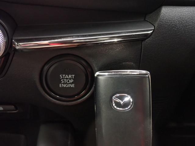 MAZDA3ファストバック 15Sツーリング 6MT・360°セーフティpkg・CD/DVD再生・マツダコネクト・障害物センサー・全方位カメラ・LEDヘッドライト・スマートキー・純正AW・フルセグTV・Bluetooth・ETC(13枚目)