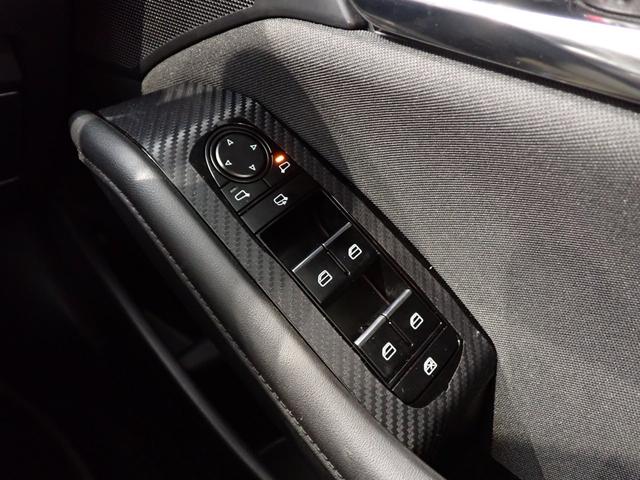 MAZDA3ファストバック 15Sツーリング 6MT・360°セーフティpkg・CD/DVD再生・マツダコネクト・障害物センサー・全方位カメラ・LEDヘッドライト・スマートキー・純正AW・フルセグTV・Bluetooth・ETC(25枚目)