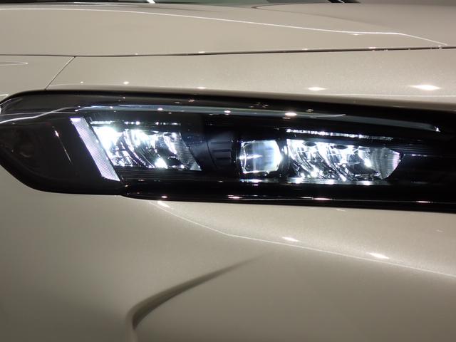 シビック RS BOSE・ワイヤレス充電・Google 搭載 9インチ Honda CONNECTディスプレー・パワーシート・シートヒーター・障害物センサー・LED・バックカメラ・フルセグ・Bluetooth・ETC(13枚目)