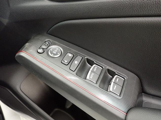 シビック RS BOSE・ワイヤレス充電・Google 搭載 9インチ Honda CONNECTディスプレー・パワーシート・シートヒーター・障害物センサー・LED・バックカメラ・フルセグ・Bluetooth・ETC(25枚目)