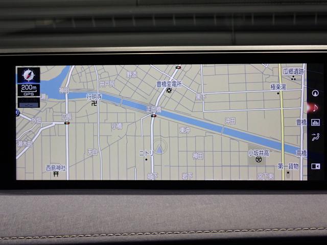UX UX200ブルーエディション パワーゲート・サンルーフ・フルセグTV・純正ナビ・レクサスセーフティシステム・障害物センサー・LEDヘッドライト・スマートキー純正AW・CD・Bluetooth・ETC・ドライブレコーダー(7枚目)
