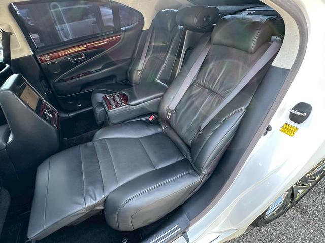 ＬＳ ＬＳ４６０Ｌ　バージョンＵＺ　５人乗り禁煙　ユーザー様買取車両　中期　サンルーフ　全車速レーダークルーズ　後席モニター　マークレビンソン　プリクラッシュ　セミアニリンレザー　全席シートヒーター／クーラー　オプション１９インチアルミ（16枚目）