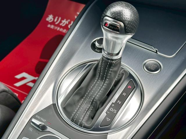 ＴＴクーペ ２．０ＴＦＳＩ　クワトロ　Ｓラインパッケージ　禁煙　４ＷＤ　ＷＯＲＫＥＭＯＴＩＯＮ　ＣＲ　ＫＩＷＡＭＩ１９インチアルミ　ブラックアウトカスタム　バーチャルコックピット　マトリクスＬＥＤ　アルカンターラハーフレザー　パーキングエイド　スマートキー（46枚目）