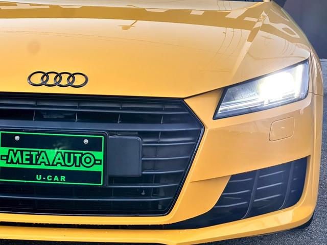 TTクーペ 2.0TFSI 禁煙 ブラックアウトカスタム バーチャルコックピット マトリクスLED 17インチアルミ パドルシフト スピードワーニング レインセンサー リアスポイラー 電動格納ミラー オートライト  ETC車載器(20枚目)