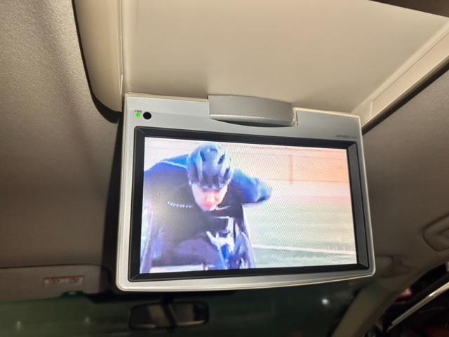 エスティマ ２．４アエラス　Ｇエディション　オイル上り対策済み　ワンオーナー　禁煙　ユーザー様買取車両　両側電動パワーシート　フリップダウンモニター　スマートキー　電動格納ミラー　バックカメラ　Ｂｌｕｅｔｏｏｔｈ　フルセグＴＶ　ＨＩＤヘッド（46枚目）