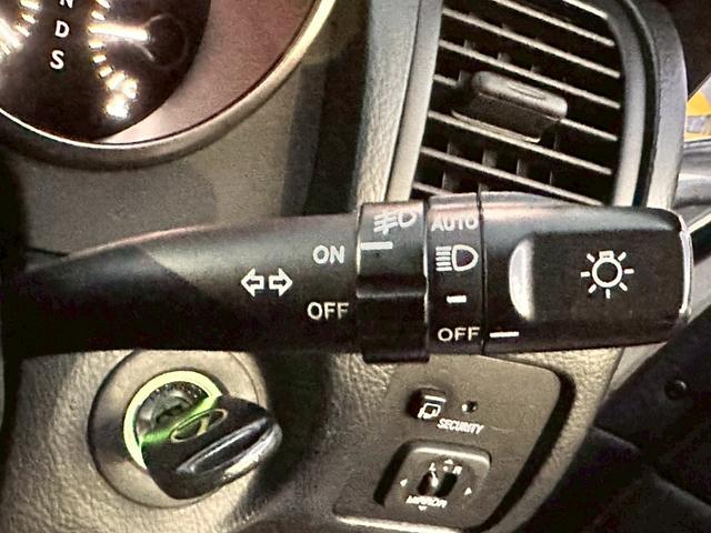 ＳＣ ＳＣ４３０　禁煙　後期　純正ＨＤＤナビ　クルーズコントロール　マークレビンソン　シートヒーター　Ｂｌｕｅｔｏｏｔｈ　フルセグ　ＨＩＤヘッド　１８インチアルミ　黒レザー　ＳＴＥＡＬＴＨ　Ｂａｓｉｃ　パワーシート（42枚目）