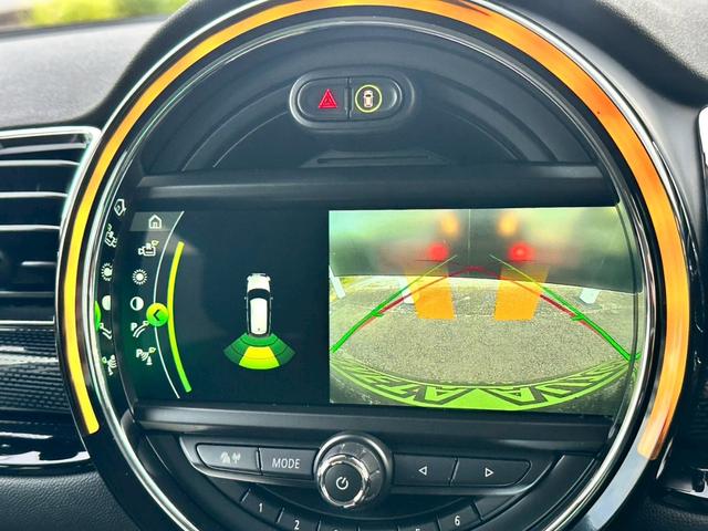 MINI クーパー クラブマン 禁煙 タッチ対応ナビ ペッパーパッケージ アクティブクルーズコントロール ライトパッケージ コンフォートアクセス LEDヘッド 17インチアルミ バックカメラ パークディスタンスコントロール ETC(5枚目)