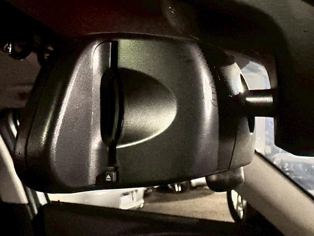 MINI クーパー クラブマン 禁煙 タッチ対応ナビ ペッパーパッケージ アクティブクルーズコントロール ライトパッケージ コンフォートアクセス LEDヘッド 17インチアルミ バックカメラ パークディスタンスコントロール ETC(8枚目)