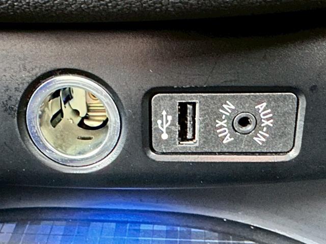 MINI クーパー クラブマン 禁煙 タッチ対応ナビ ペッパーパッケージ アクティブクルーズコントロール ライトパッケージ コンフォートアクセス LEDヘッド 17インチアルミ バックカメラ パークディスタンスコントロール ETC(14枚目)