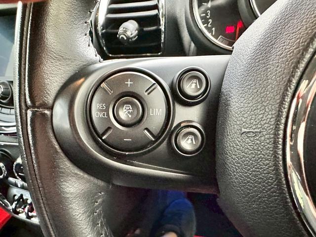 MINI クーパー クラブマン 禁煙 タッチ対応ナビ ペッパーパッケージ アクティブクルーズコントロール ライトパッケージ コンフォートアクセス LEDヘッド 17インチアルミ バックカメラ パークディスタンスコントロール ETC(39枚目)