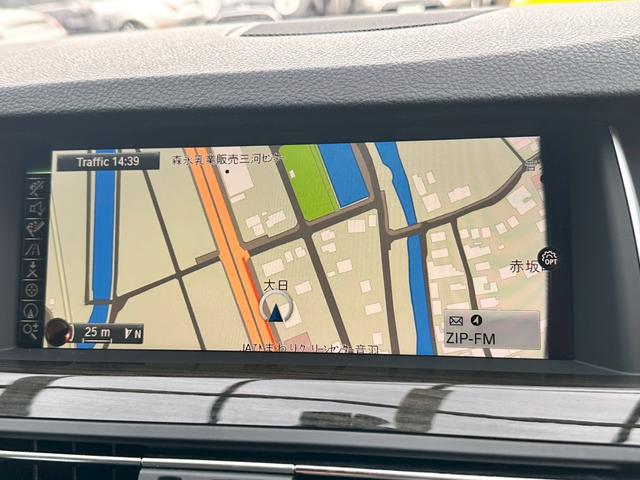 5シリーズ 535iラグジュアリー LCIモデル 禁煙 インテリジェントセーフティ アクティブクルーズコントロール シートヒーター レーンチェンジウォーニング パークディスタンスコントロール ダコタレザー 19インチアルミ LEDヘッド(7枚目)