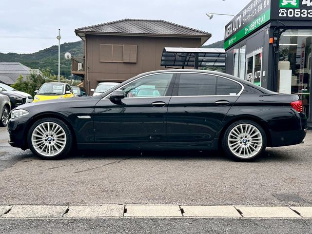 5シリーズ 535iラグジュアリー LCIモデル 禁煙 インテリジェントセーフティ アクティブクルーズコントロール シートヒーター レーンチェンジウォーニング パークディスタンスコントロール ダコタレザー 19インチアルミ LEDヘッド(18枚目)