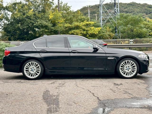 5シリーズ 535iラグジュアリー LCIモデル 禁煙 インテリジェントセーフティ アクティブクルーズコントロール シートヒーター レーンチェンジウォーニング パークディスタンスコントロール ダコタレザー 19インチアルミ LEDヘッド(22枚目)