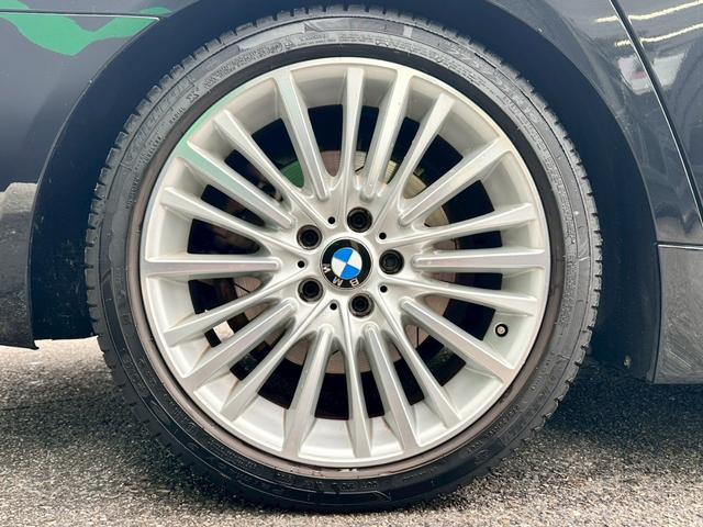 5シリーズ 535iラグジュアリー LCIモデル 禁煙 インテリジェントセーフティ アクティブクルーズコントロール シートヒーター レーンチェンジウォーニング パークディスタンスコントロール ダコタレザー 19インチアルミ LEDヘッド(27枚目)