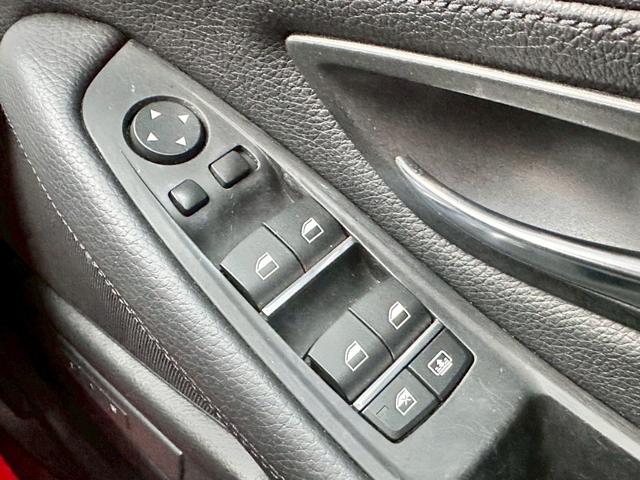 5シリーズ 535iラグジュアリー LCIモデル 禁煙 インテリジェントセーフティ アクティブクルーズコントロール シートヒーター レーンチェンジウォーニング パークディスタンスコントロール ダコタレザー 19インチアルミ LEDヘッド(43枚目)