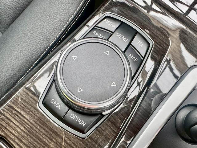 5シリーズ 535iラグジュアリー LCIモデル 禁煙 インテリジェントセーフティ アクティブクルーズコントロール シートヒーター レーンチェンジウォーニング パークディスタンスコントロール ダコタレザー 19インチアルミ LEDヘッド(46枚目)