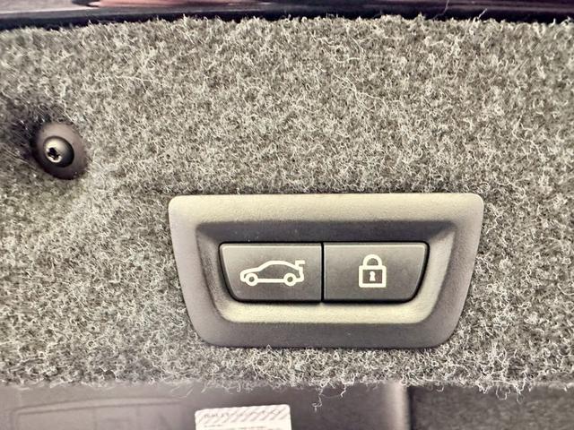 5シリーズ 535iラグジュアリー LCIモデル 禁煙 インテリジェントセーフティ アクティブクルーズコントロール シートヒーター レーンチェンジウォーニング パークディスタンスコントロール ダコタレザー 19インチアルミ LEDヘッド(62枚目)