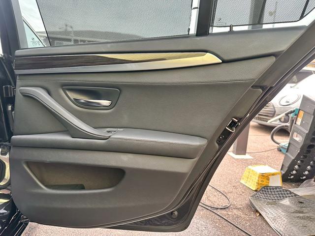 5シリーズ 535iラグジュアリー LCIモデル 禁煙 インテリジェントセーフティ アクティブクルーズコントロール シートヒーター レーンチェンジウォーニング パークディスタンスコントロール ダコタレザー 19インチアルミ LEDヘッド(70枚目)